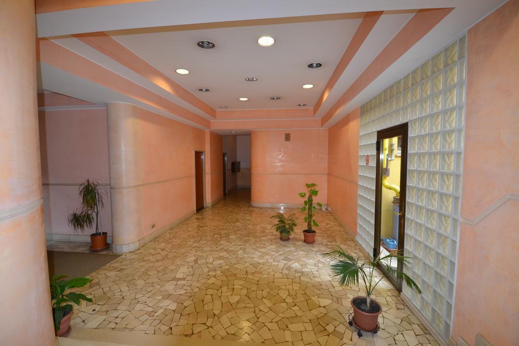 Magenta Apartment Varese Exterior foto