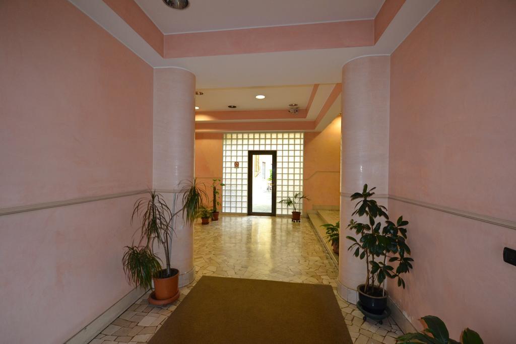 Magenta Apartment Varese Exterior foto